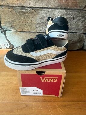 NIB/New Vans Toddler Leopard Print Shoes Size 9
